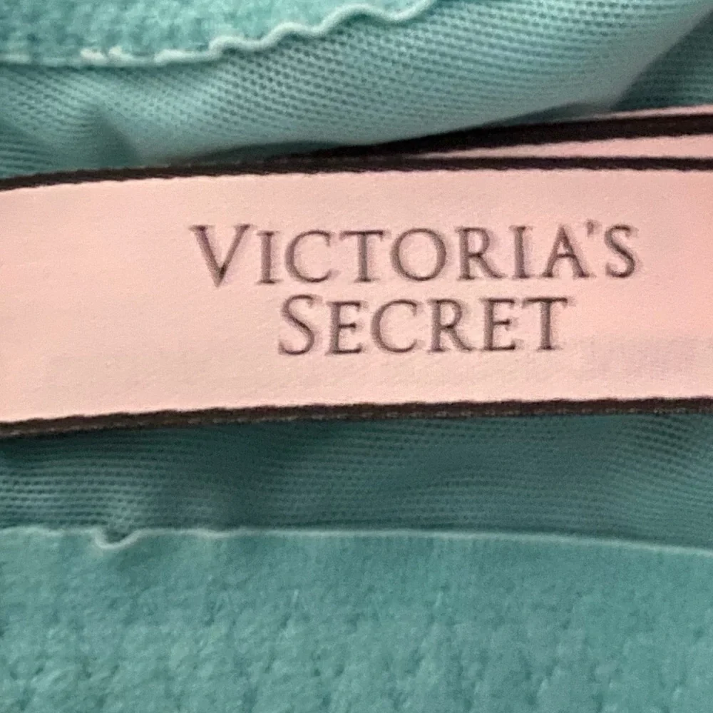 VS MINT/SLVR Dream Angels Lined Demi, 34DDD, *P1062 - Picture 7 of 7